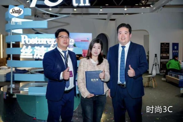 丝涟携全新焕梦产品 惊艳亮相深圳国际家具展