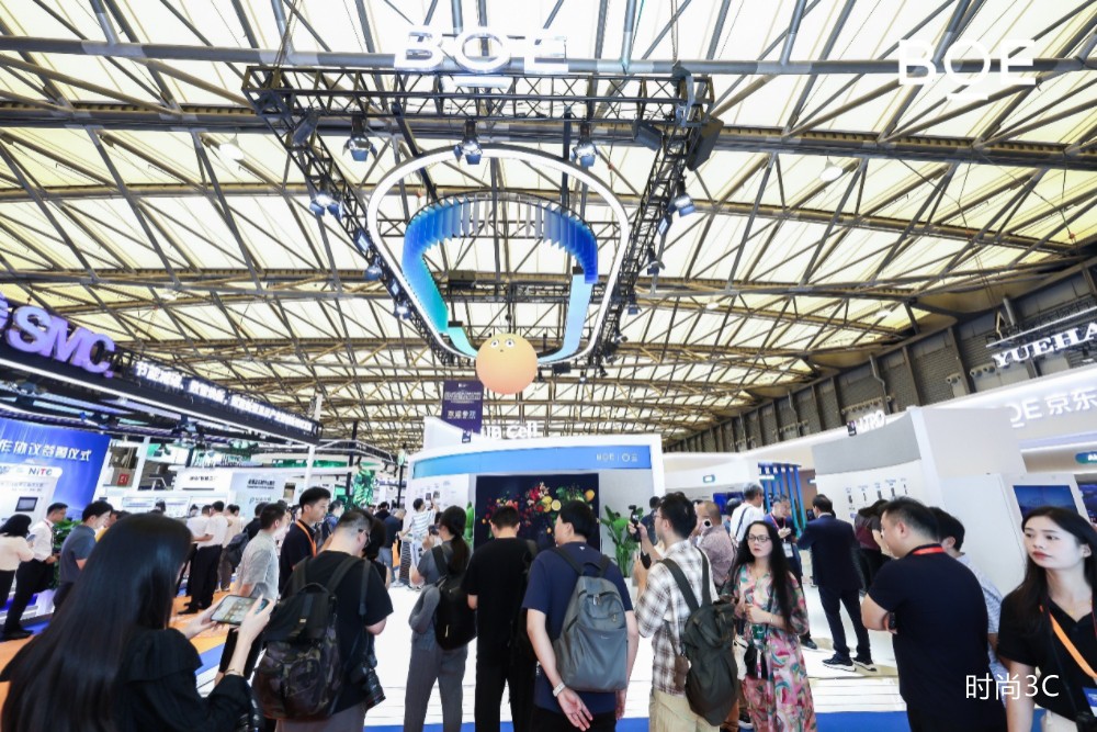 AI显示重构智慧生活，BOE携创新显示亮相DIC EXPO 2025