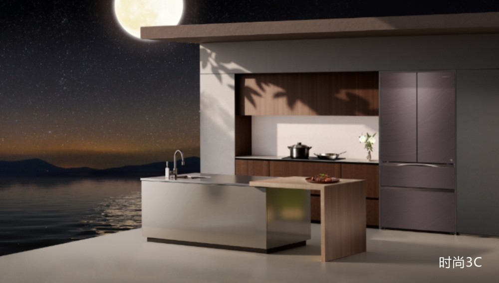 东方美学融合真空保鲜技术，海信璀璨真空头等舱650冰箱发布